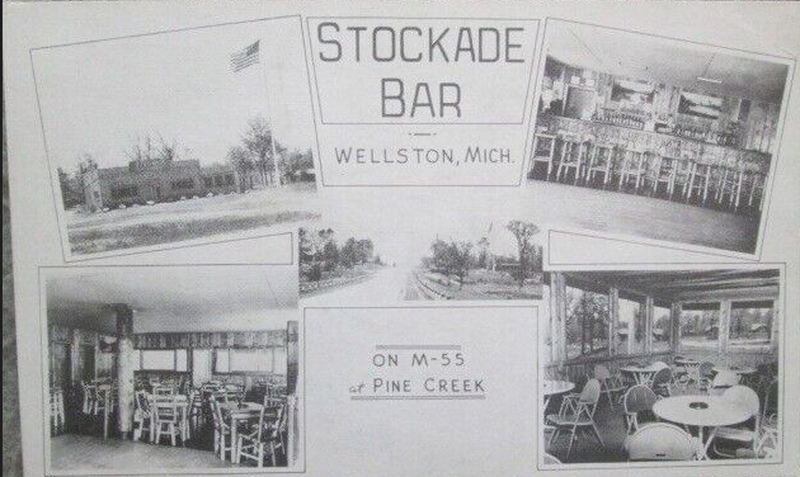 Stockade Restaurant (Stockade Bar) - Postcard